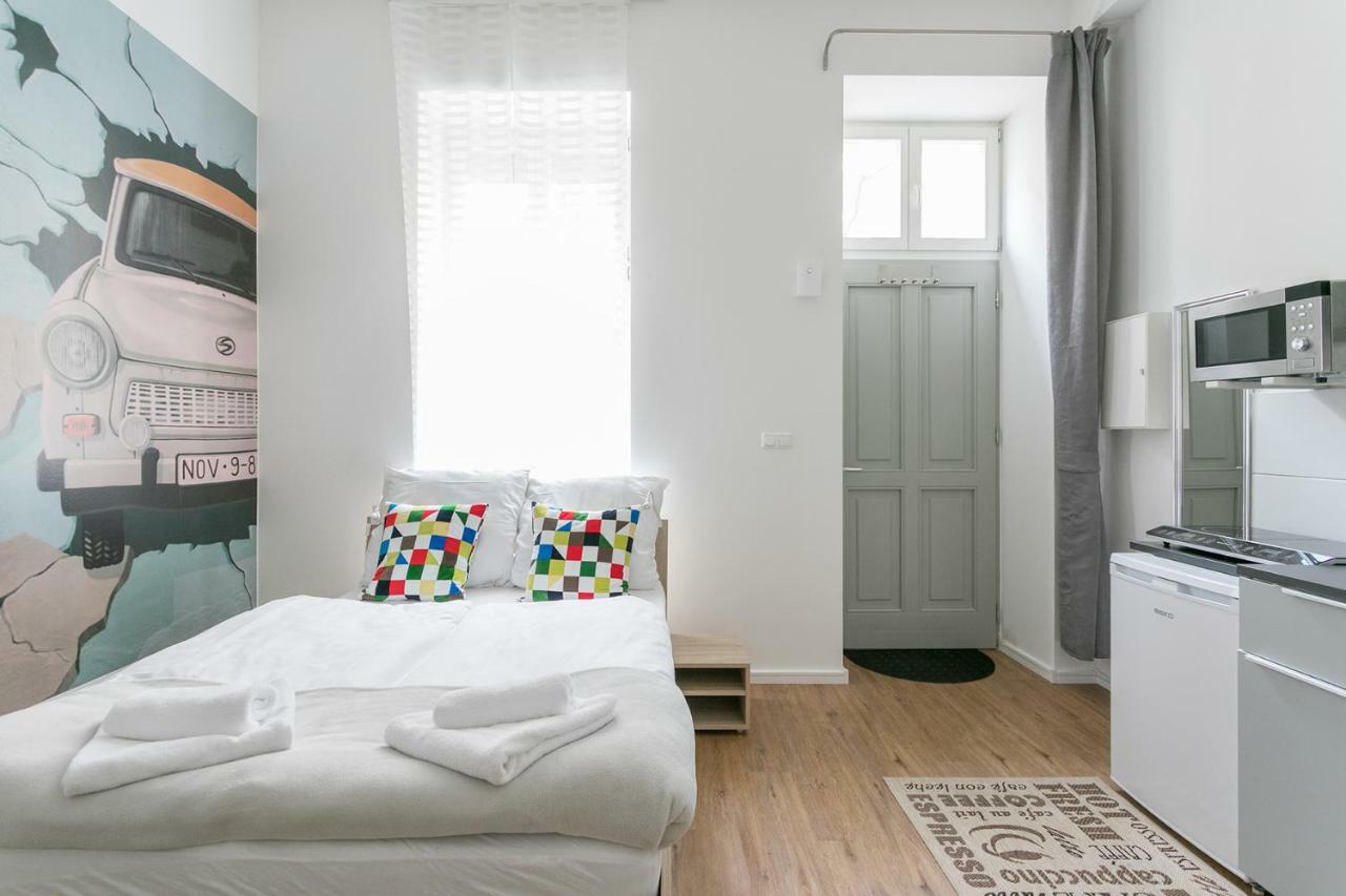 Studio Apartment For 3 Berlim Exterior foto