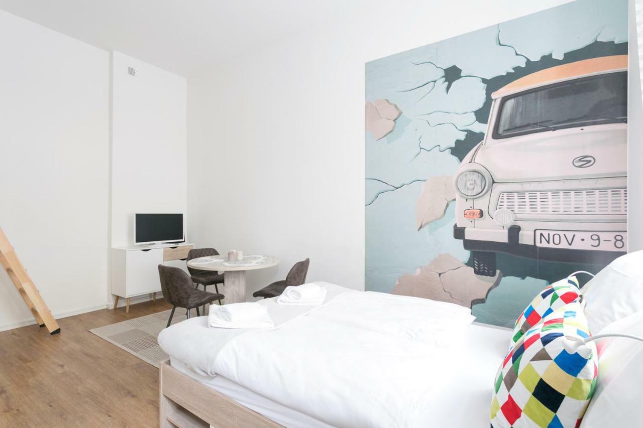 Studio Apartment For 3 Berlim Exterior foto